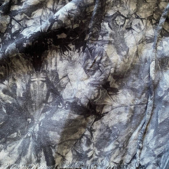 Royalty for Me linen blend lounge blue tie dye shorts NEW elastic waist - Picture 4 of 6